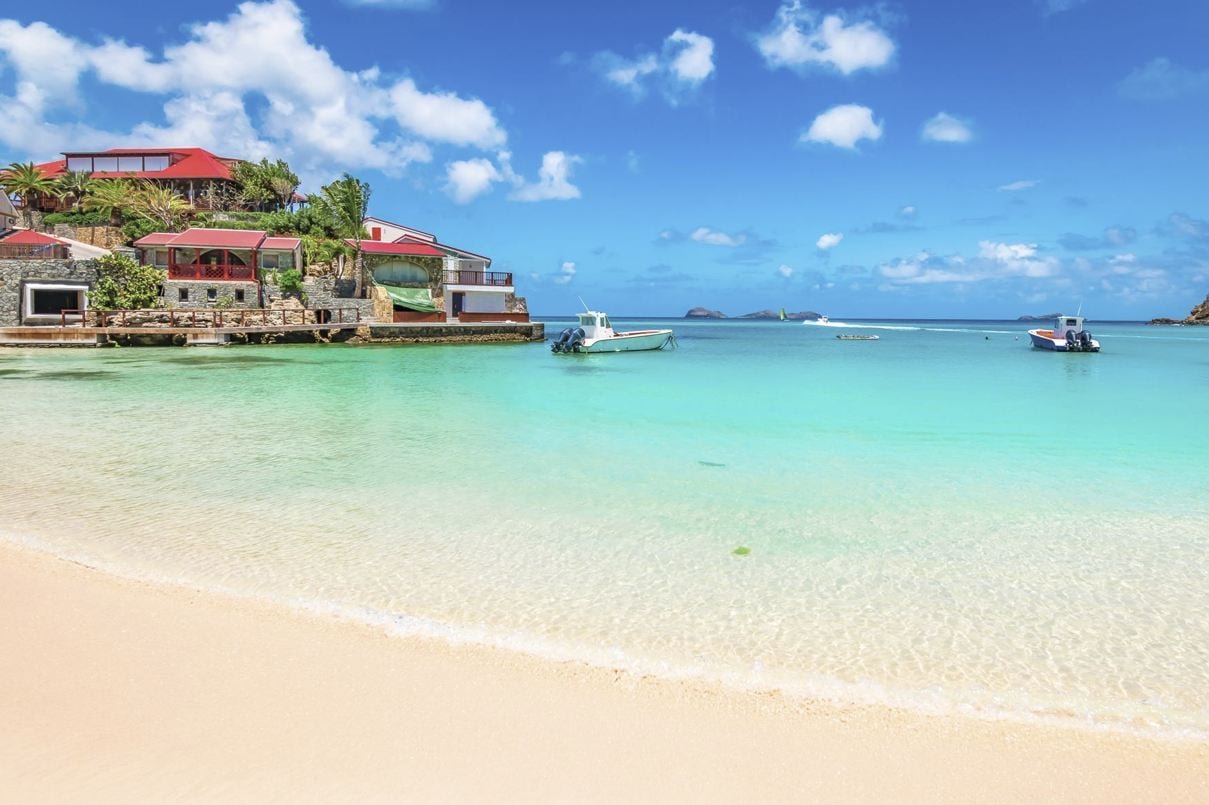 These Are The 10 Safest Caribbean Destinations For Your Next Beach Vacation